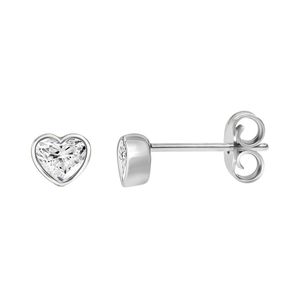 Heart Solaria Bezel Stud