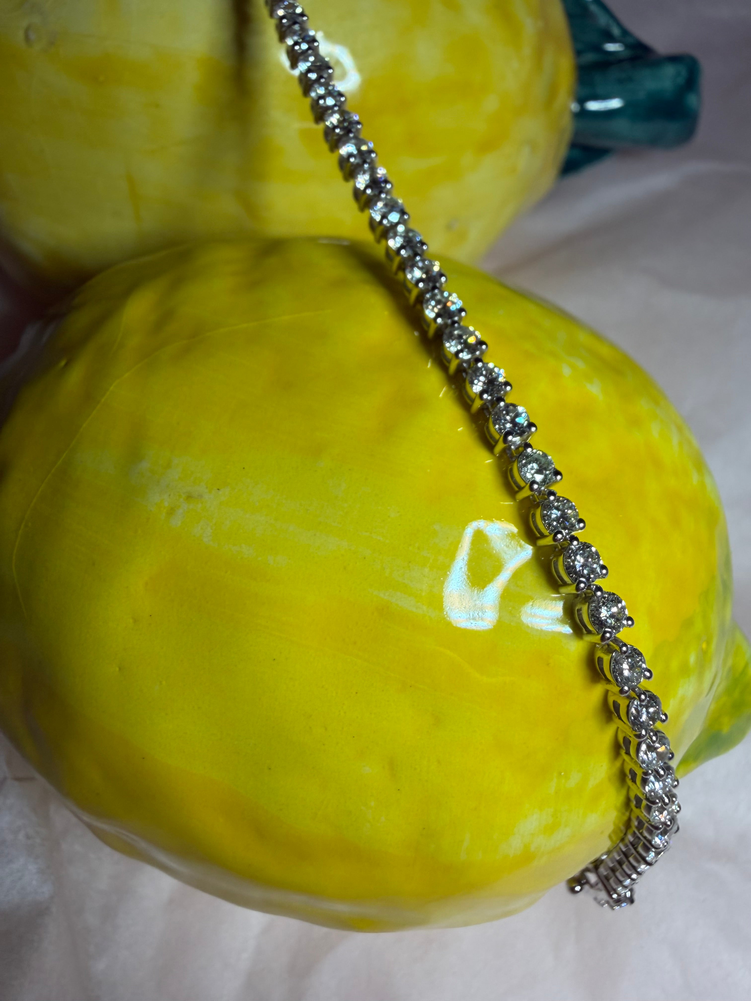 Tennis Bracelet 3 Prong • 4 Carat