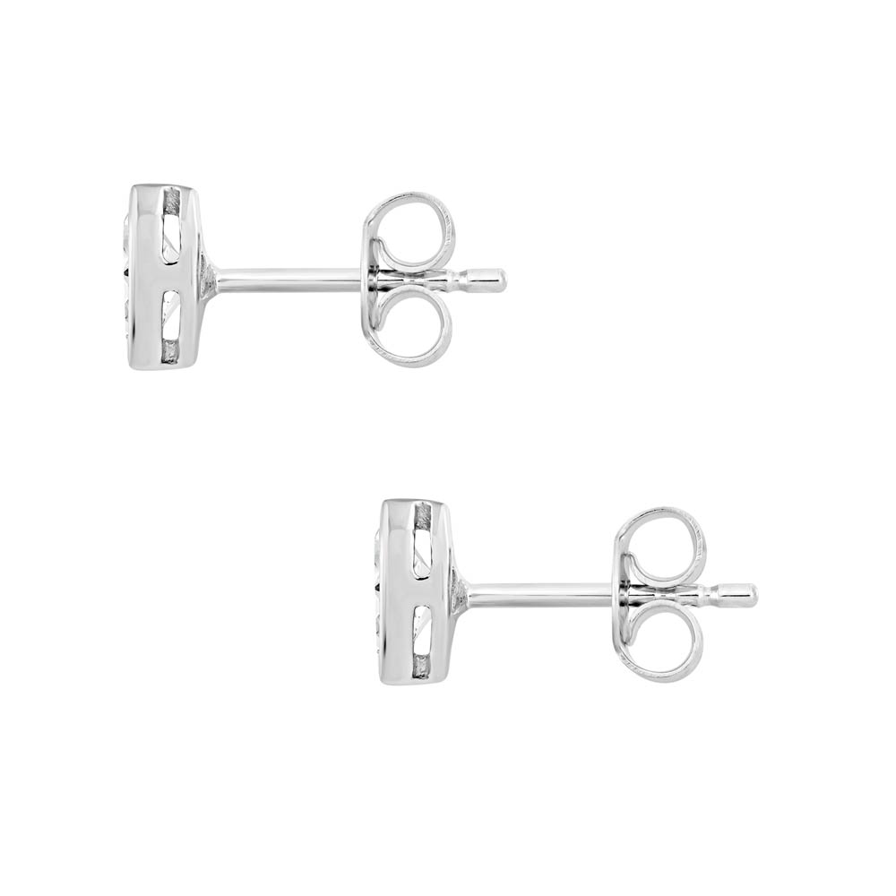Oval Solaria Bezel Stud