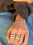 Amore Princess Ring and Amore Brilliance Ring in 18K gold with natural diamonds